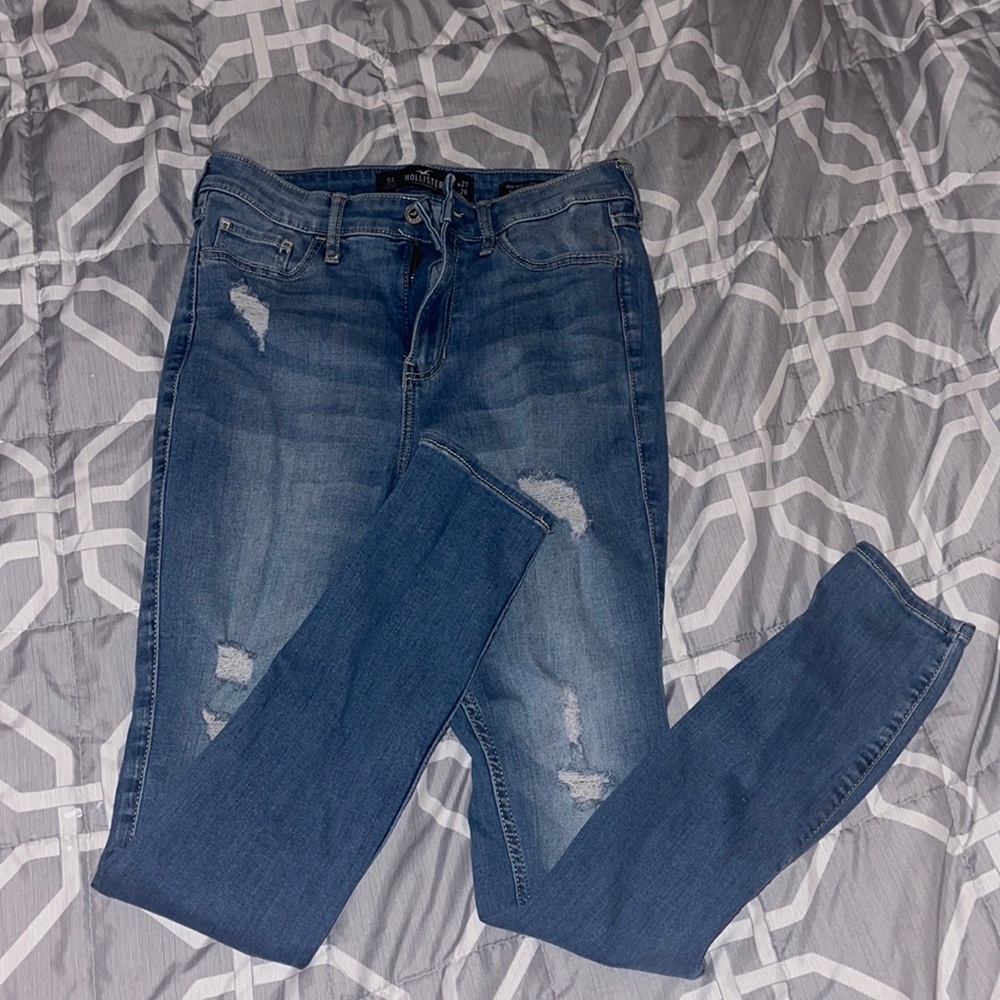 Hollister jeans size 5